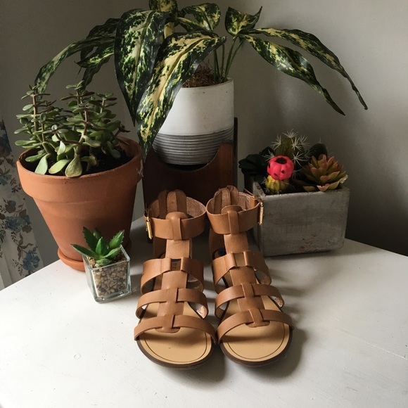 Report Shoes - Brown Gladiator Sandals
